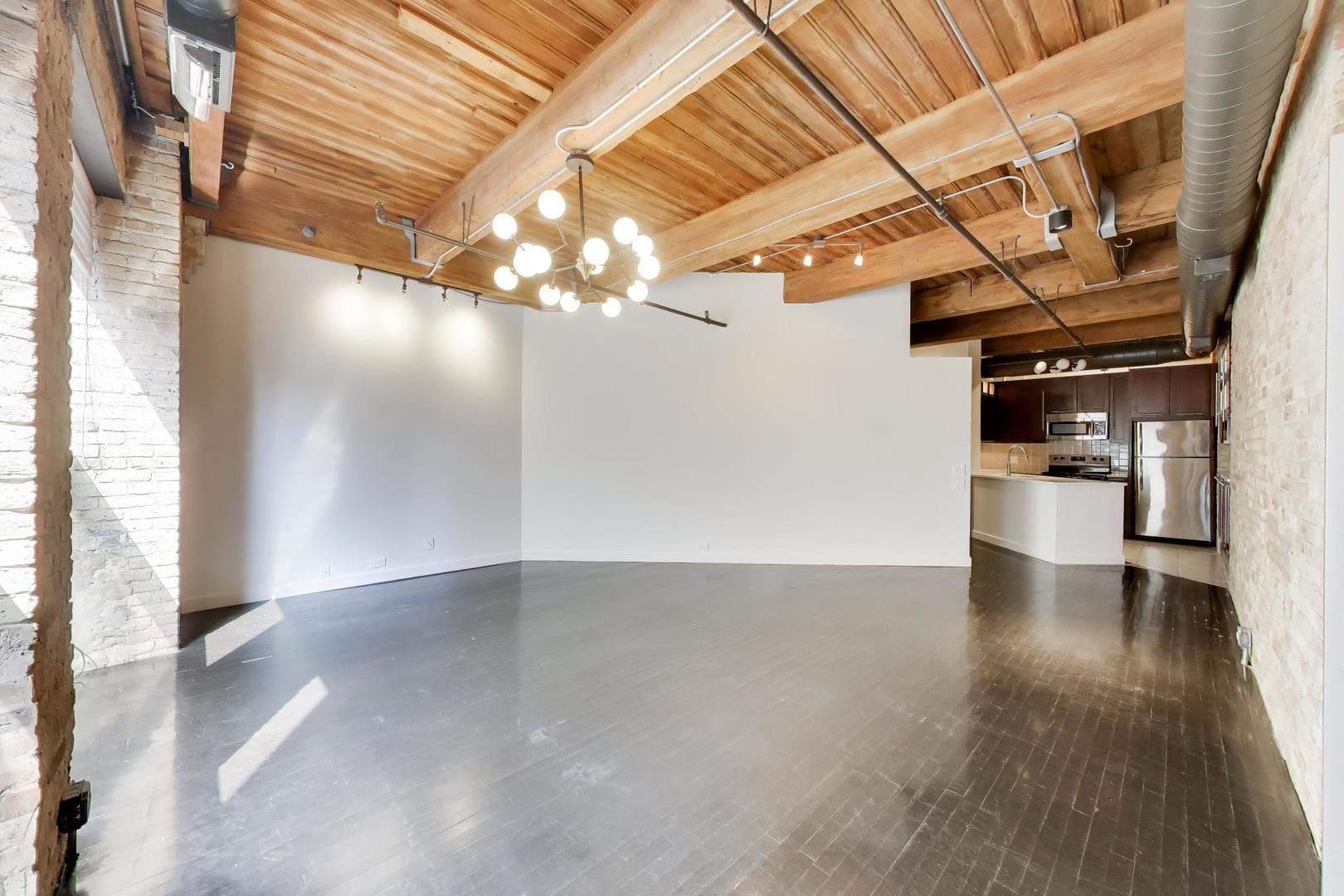 225 W Huron Street 305