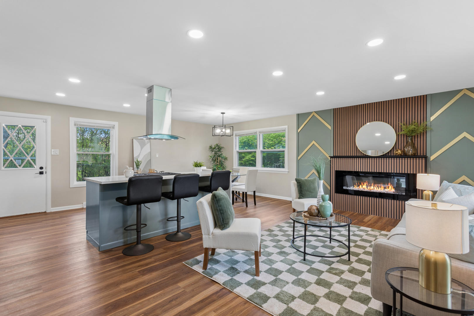 22644 Lakeshore Drive