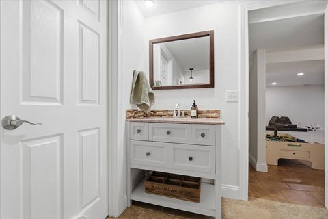 Tiny photo for 19316 Nottingham Drive, Bloomington, IL 61705 (MLS # 12620133)