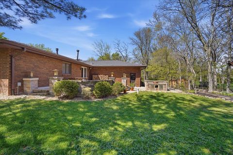 Tiny photo for 19316 Nottingham Drive, Bloomington, IL 61705 (MLS # 12620133)