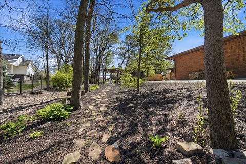 Tiny photo for 19316 Nottingham Drive, Bloomington, IL 61705 (MLS # 12620133)