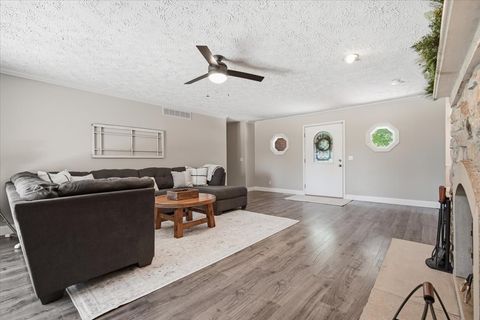 Tiny photo for 19316 Nottingham Drive, Bloomington, IL 61705 (MLS # 12620133)