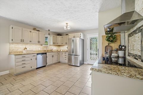 Tiny photo for 19316 Nottingham Drive, Bloomington, IL 61705 (MLS # 12620133)