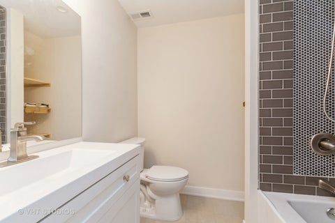 Tiny photo for 6320 S Greenwood Avenue #G, Chicago, IL 60637 (MLS # 12660360)