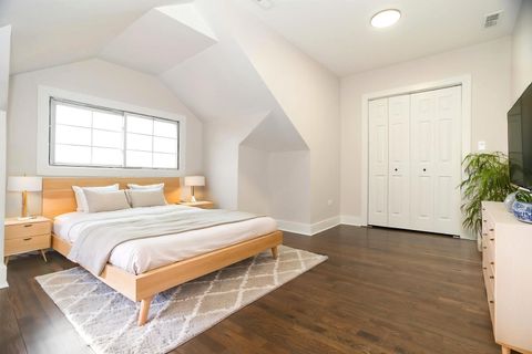 Tiny photo for 5529 W CORNELIA Avenue, Chicago, IL 60641 (MLS # 12583470)