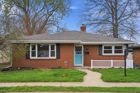 Photo of 808 W 15th Street, Sterling, IL 61081 (MLS # 12619519)