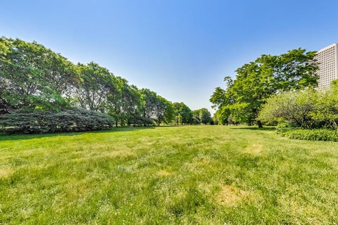 Tiny photo for 5455 N Sheridan Road #2611, Chicago, IL 60640 (MLS # 12794351)