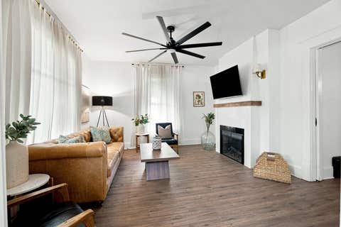 Tiny photo for 1718 W 9th Street, Davenport, IA 52804 (MLS # 12716886)