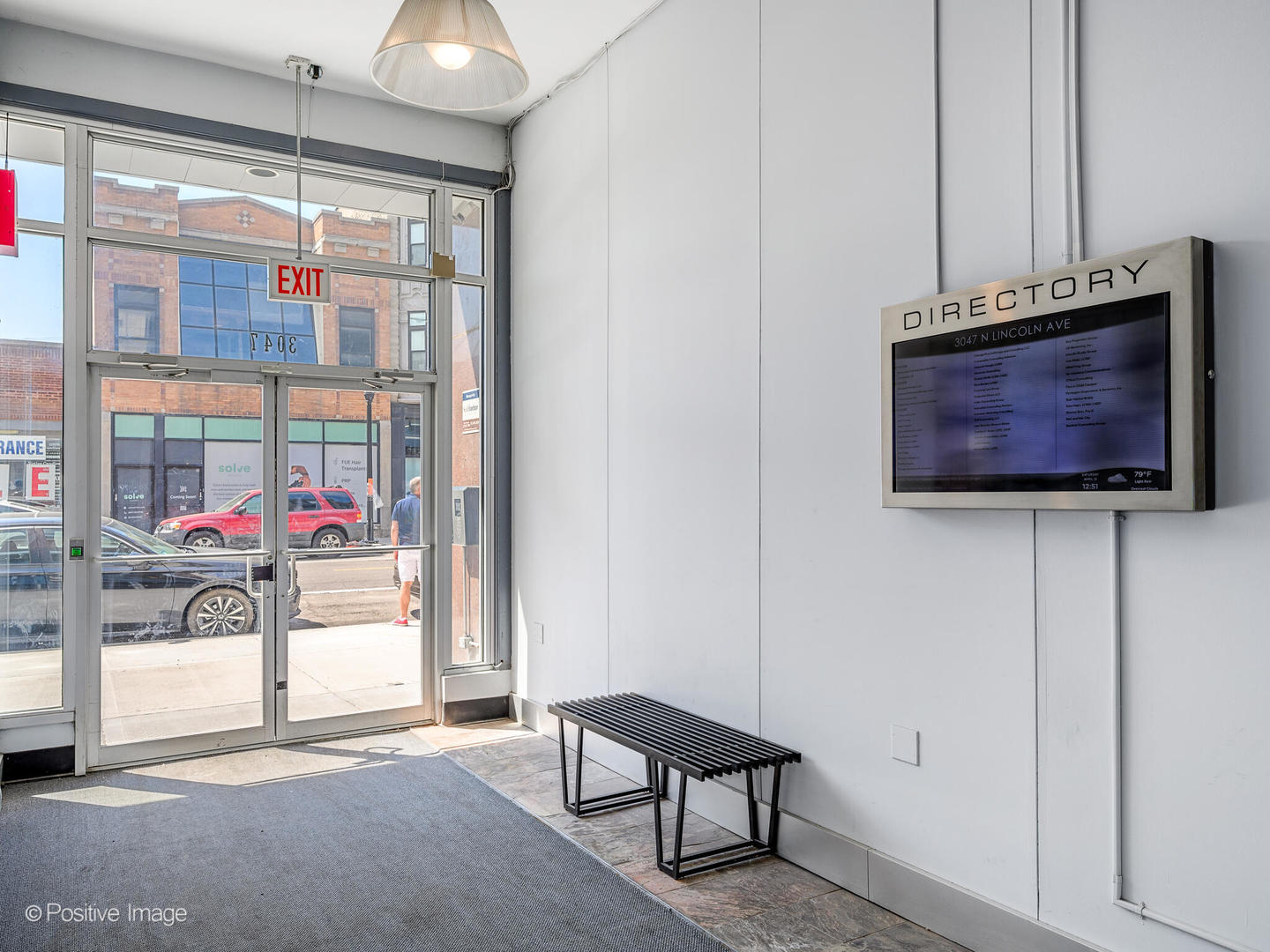 3047 N Lincoln Avenue 320