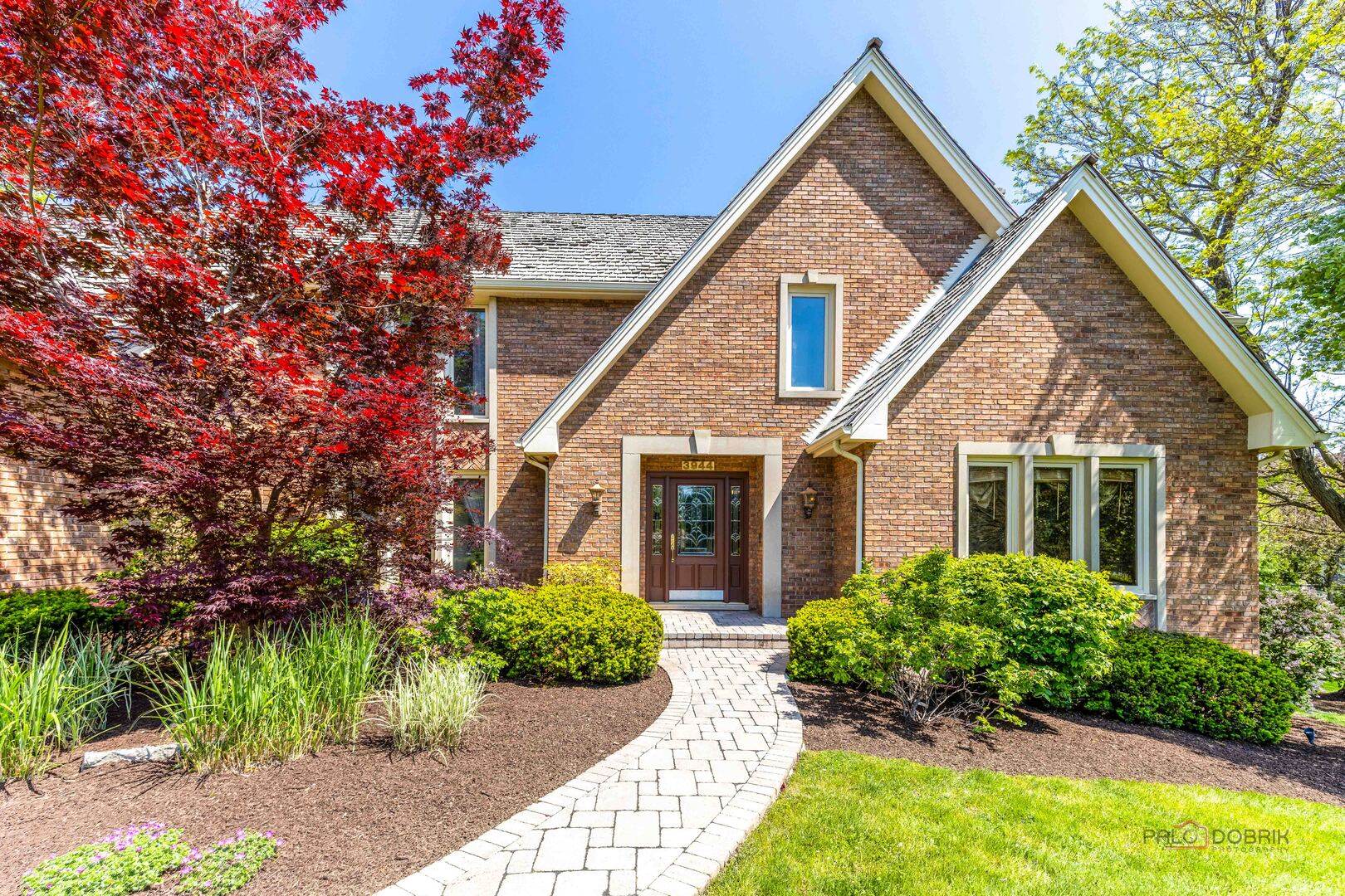 3944 Lakeview Court