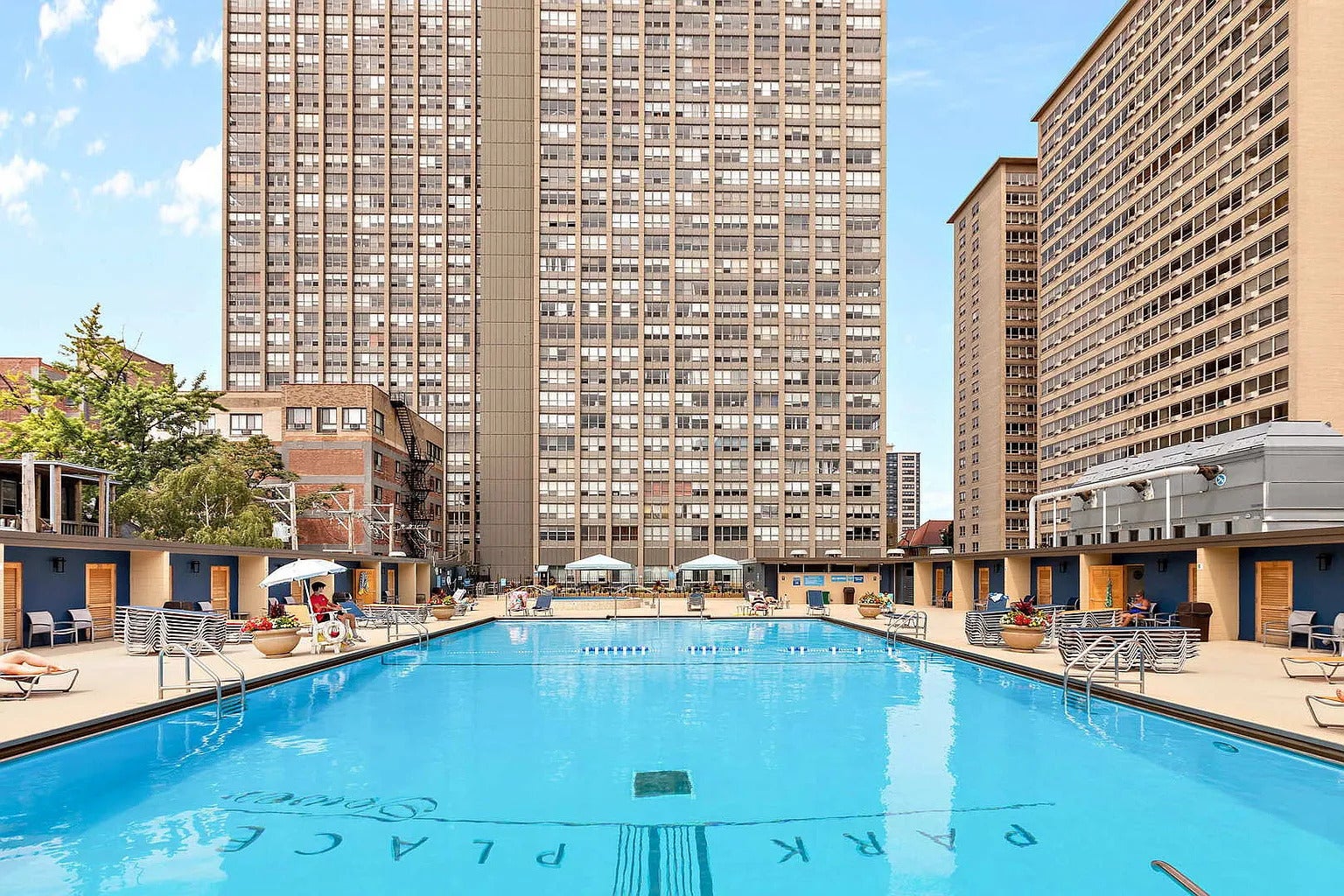 655 W Irving Park Road 3810