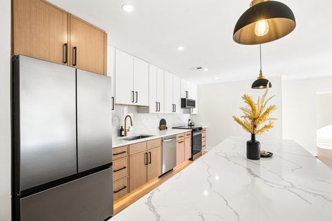 Tiny photo for 1777 W CRYSTAL Lane #205, Mount Prospect, IL 60056 (MLS # 12517361)