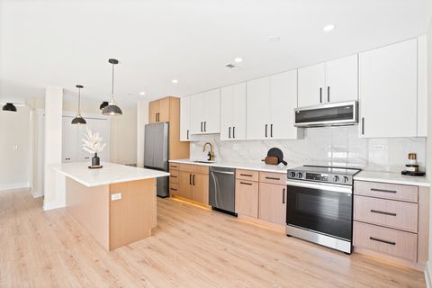 Tiny photo for 1777 W CRYSTAL Lane #205, Mount Prospect, IL 60056 (MLS # 12517361)