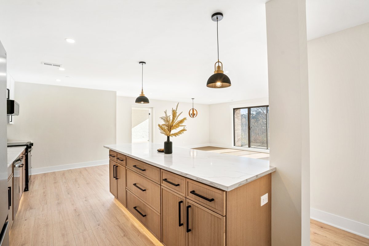 1777 W CRYSTAL Lane 205