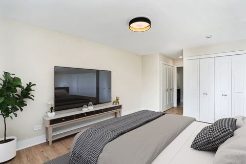 Tiny photo for 1777 W CRYSTAL Lane #205, Mount Prospect, IL 60056 (MLS # 12517361)