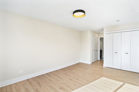 Tiny photo for 1777 W CRYSTAL Lane #205, Mount Prospect, IL 60056 (MLS # 12517361)