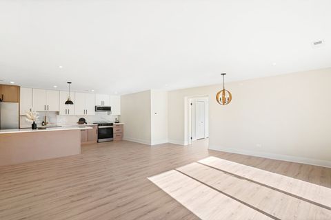 Tiny photo for 1777 W CRYSTAL Lane #205, Mount Prospect, IL 60056 (MLS # 12517361)