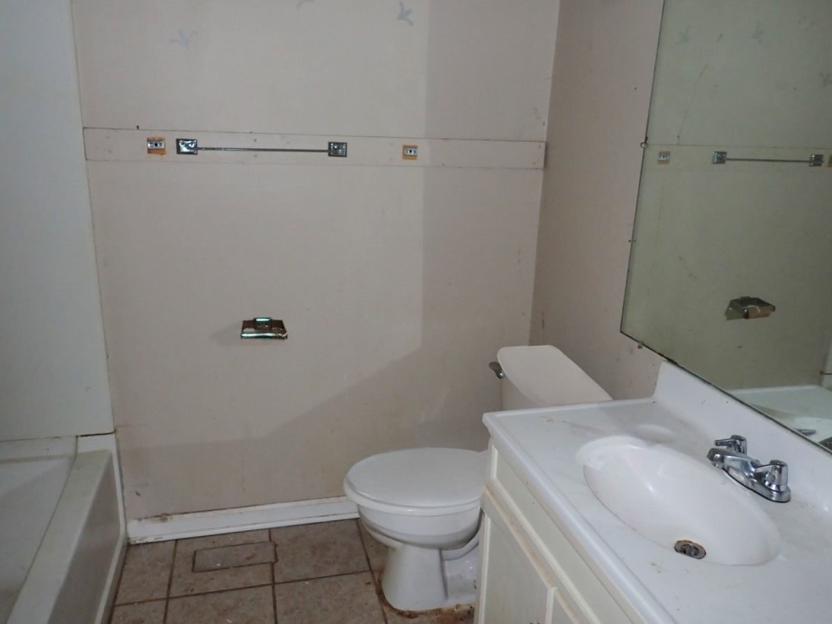 365 Waverly Street, Park Forest, IL 60466 — MLS #12624634 — photo 8 of 12