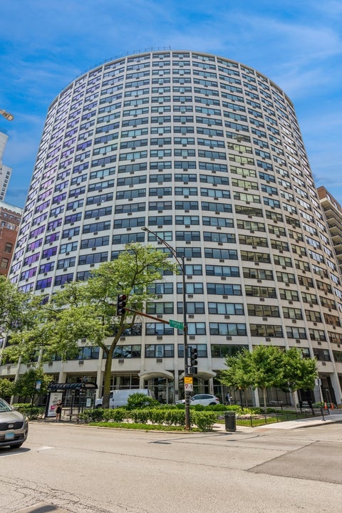 Photo of 1150 N Lake Shore Drive #9J, Chicago, IL 60611 (MLS # 12703050)