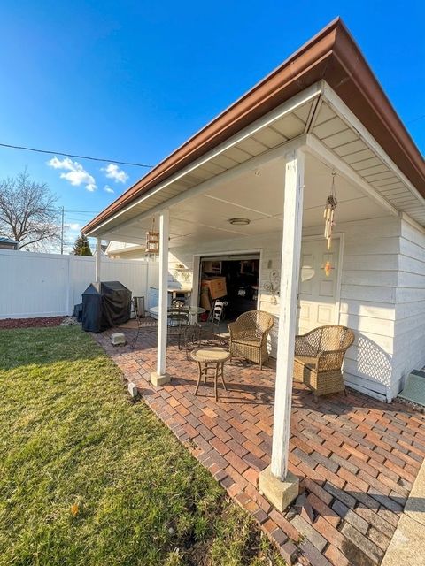 Tiny photo for 5549 N Parkside Avenue, Chicago, IL 60630 (MLS # 12618480)