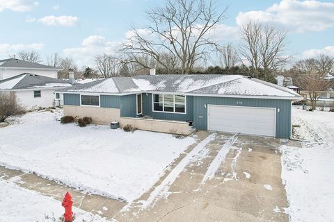 Photo of 110 Pooler Avenue, DeKalb, IL 60115 (MLS # 12552165)