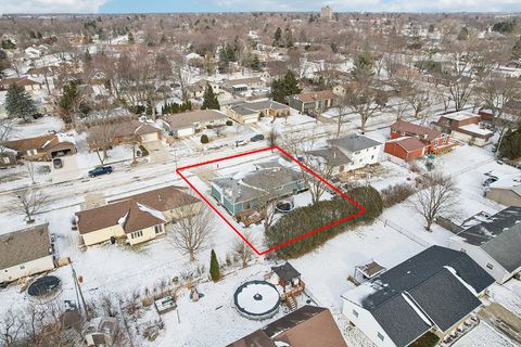 Tiny photo for 110 Pooler Avenue, DeKalb, IL 60115 (MLS # 12552165)