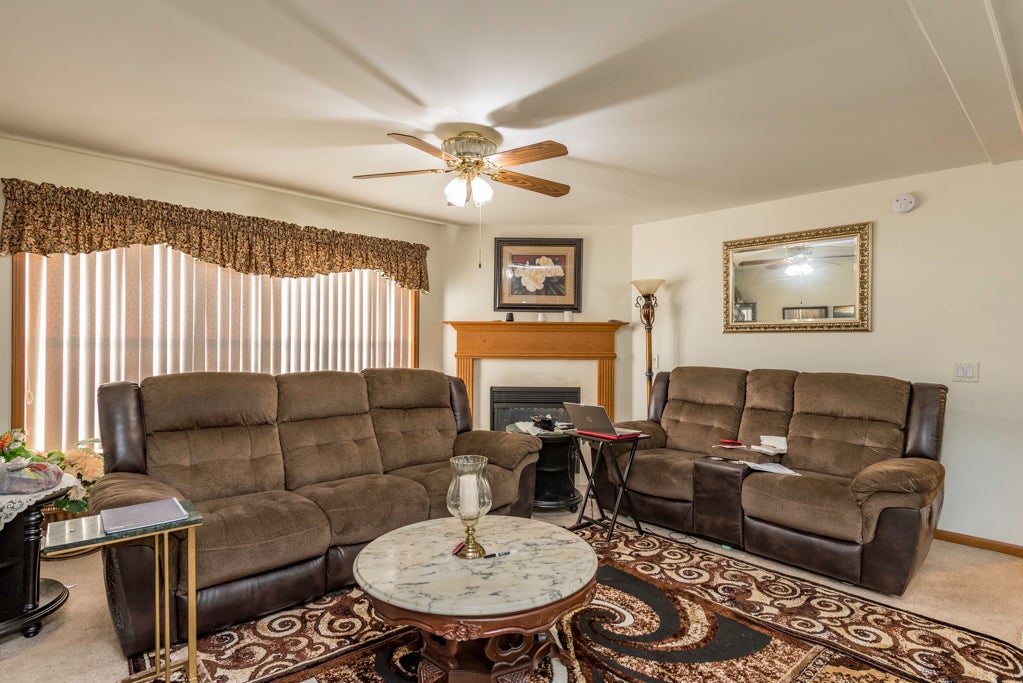 3300 Evergreen Lane
