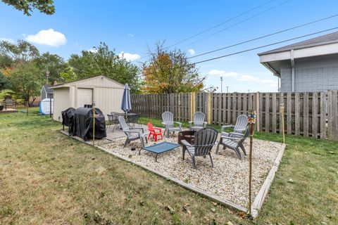 Tiny photo for 519 Parkway Avenue, Loves Park, IL 61111 (MLS # 12504820)