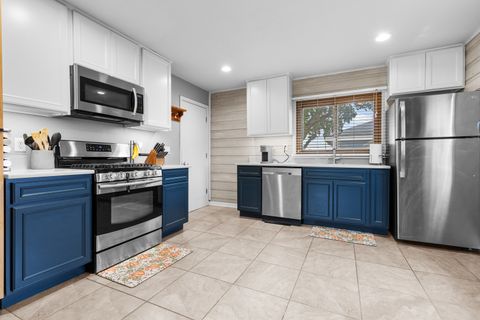 Tiny photo for 519 Parkway Avenue, Loves Park, IL 61111 (MLS # 12504820)