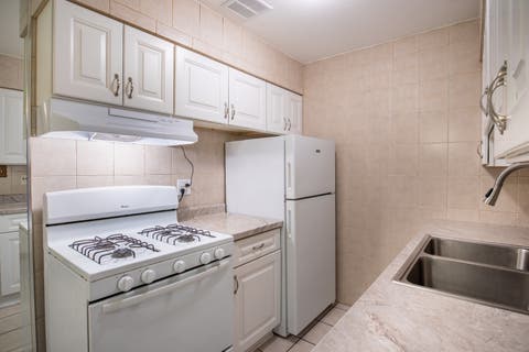 Tiny photo for 876 Blossom Lane #203, Prospect Heights, IL 60070 (MLS # 12680789)
