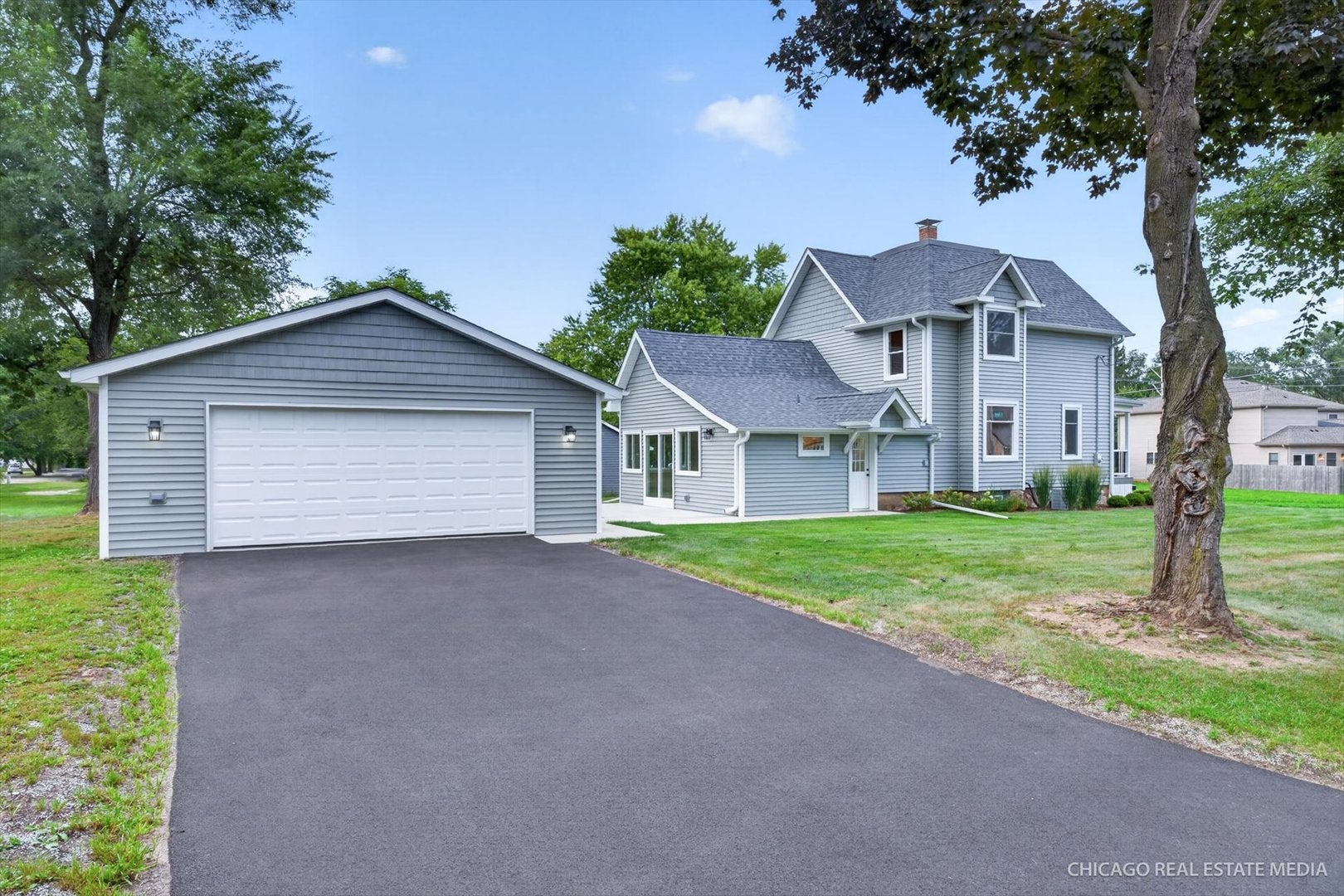 324 Maple Street