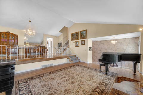 Tiny photo for 495 E Park Manor Court, Elmhurst, IL 60126 (MLS # 12732247)