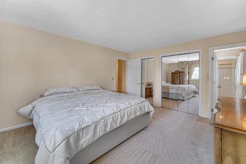 Tiny photo for 495 E Park Manor Court, Elmhurst, IL 60126 (MLS # 12732247)