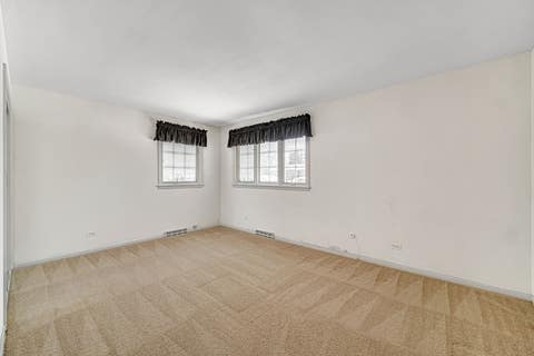 Tiny photo for 495 E Park Manor Court, Elmhurst, IL 60126 (MLS # 12732247)