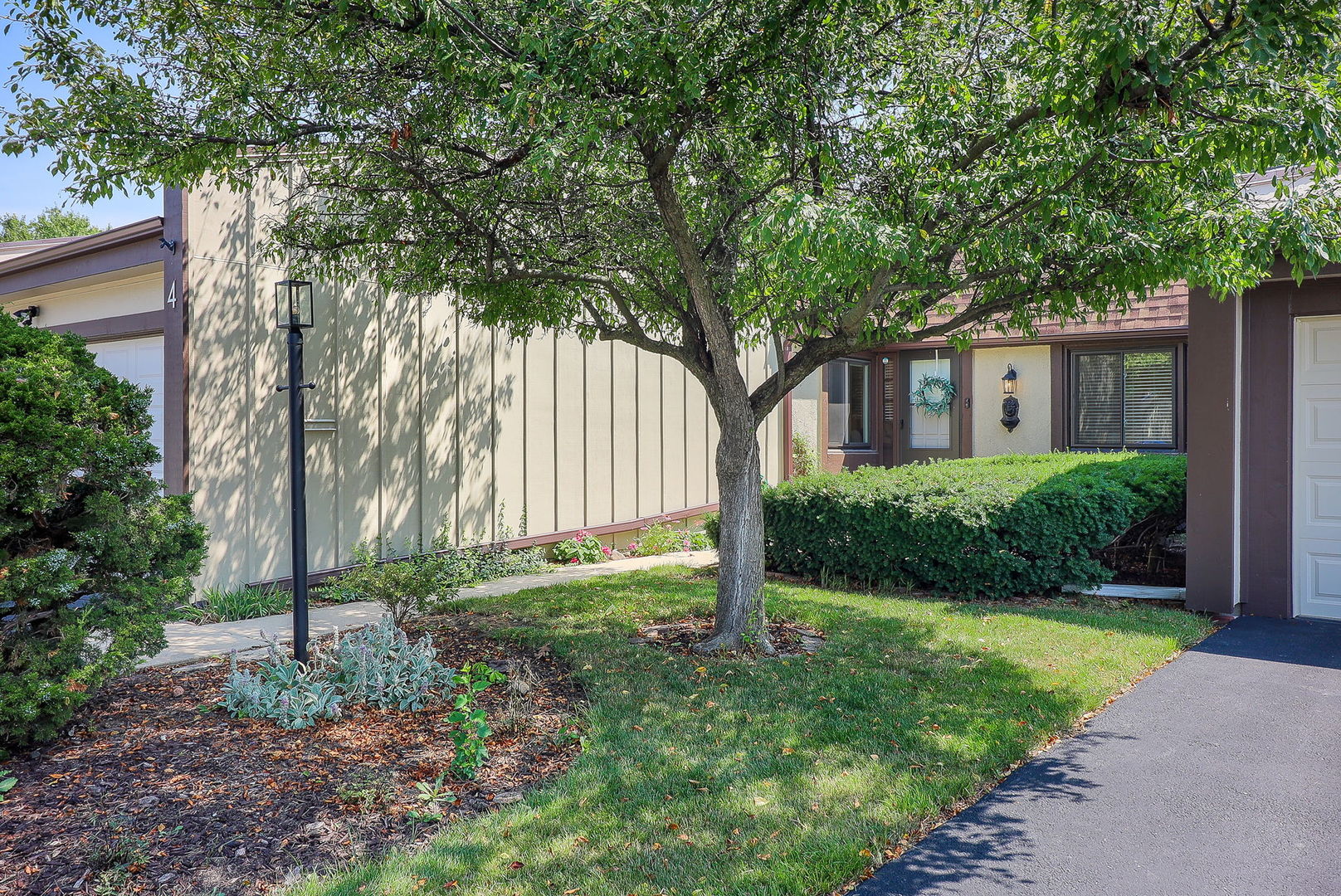 4 Sweetwood Court