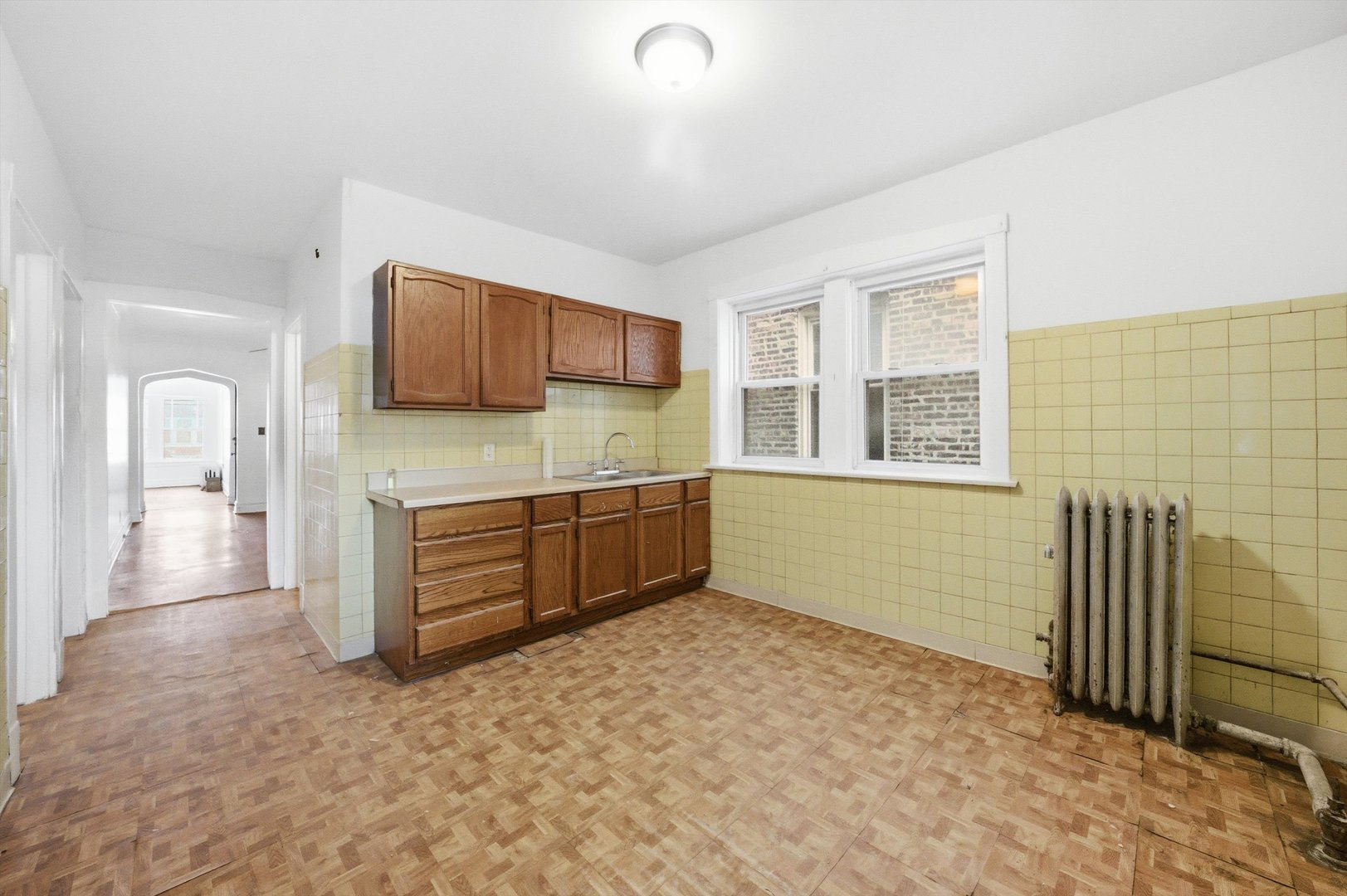 5441 W Van Buren Street