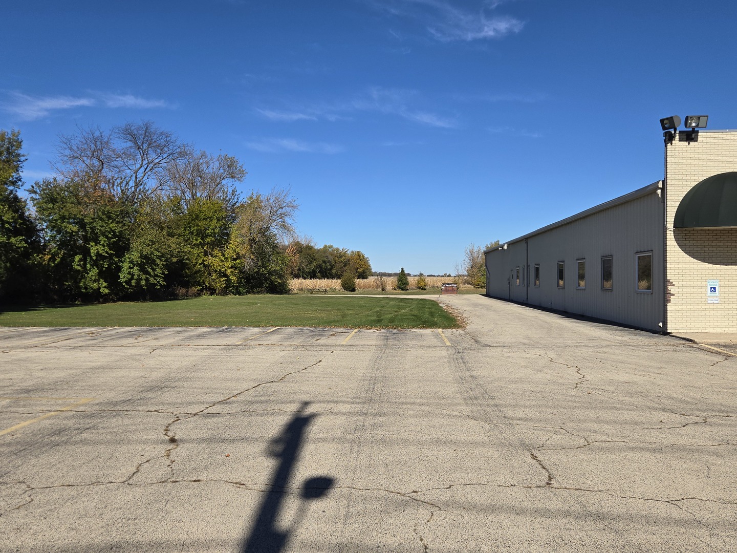 211 E Il Route 38 Highway