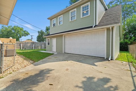 Tiny photo for 16327 Dobson Avenue, South Holland, IL 60473 (MLS # 12436535)