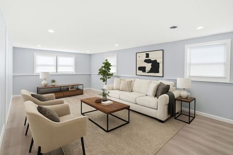 Tiny photo for 16327 Dobson Avenue, South Holland, IL 60473 (MLS # 12436535)