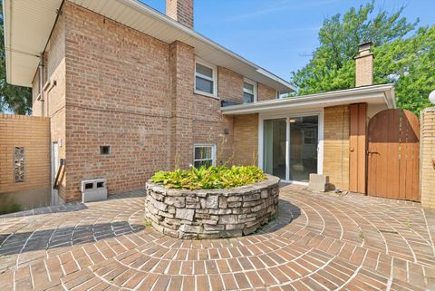 Tiny photo for 16327 Dobson Avenue, South Holland, IL 60473 (MLS # 12436535)