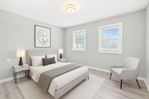 Tiny photo for 16327 Dobson Avenue, South Holland, IL 60473 (MLS # 12436535)