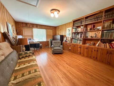 Tiny photo for 1533 Crabtree Lane, Deerfield, IL 60015 (MLS # 12624079)