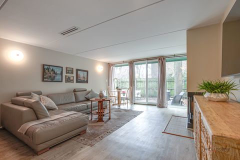 Tiny photo for 840 Michigan Avenue #9, Evanston, IL 60202 (MLS # 12532237)