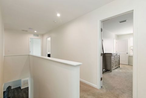 Tiny photo for 890 Larkspur Lane, Hampshire, IL 60140 (MLS # 12572401)