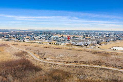 Tiny photo for 890 Larkspur Lane, Hampshire, IL 60140 (MLS # 12572401)