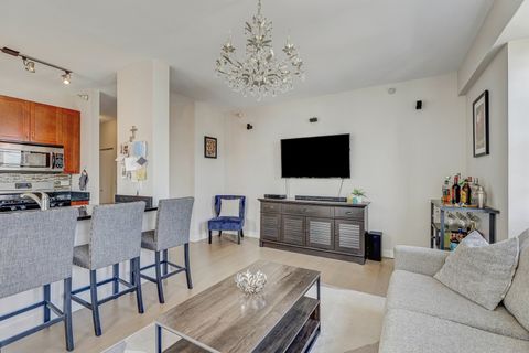 Tiny photo for 451 W Huron Street #1407, Chicago, IL 60654 (MLS # 12500118)