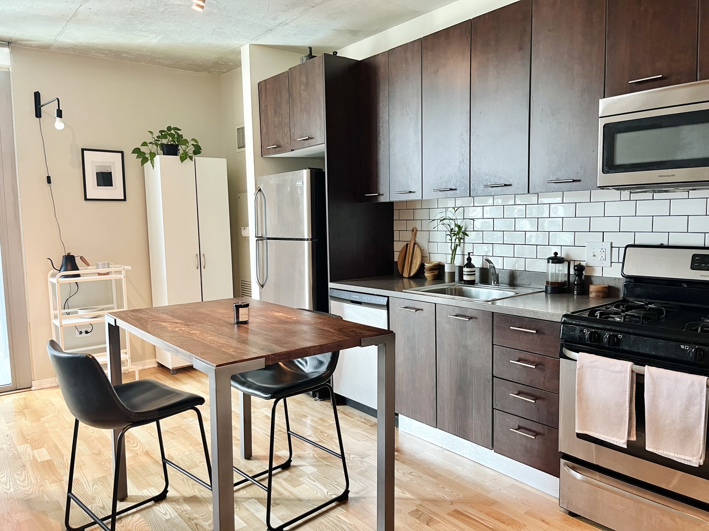 659 W Randolph Street 1217