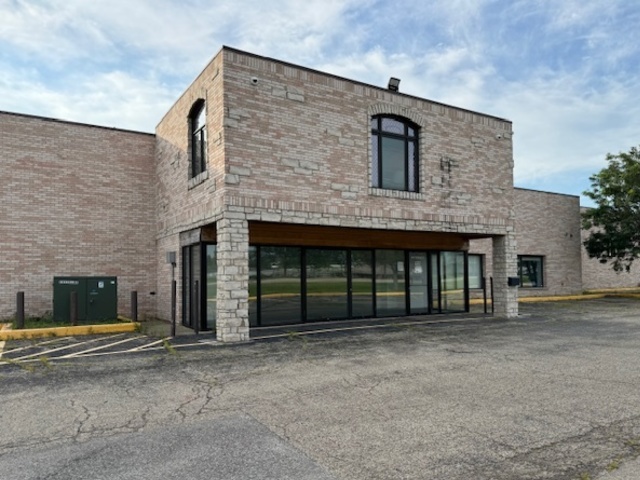 111 S Lake Street