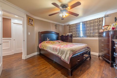 Tiny photo for 5118 S Mobile Avenue, Chicago, IL 60638 (MLS # 12521594)