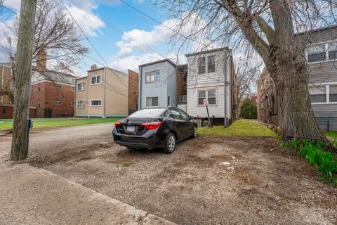 Tiny photo for 328 Callan Avenue #2S, Evanston, IL 60202 (MLS # 12607857)